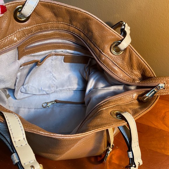 Michael Kors Tan W/Gold Hardware Pebble Leather Bag - Picture 10 of 15